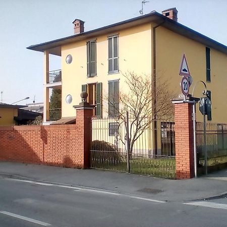 Locanda I Tarocchi Vailate Luaran gambar